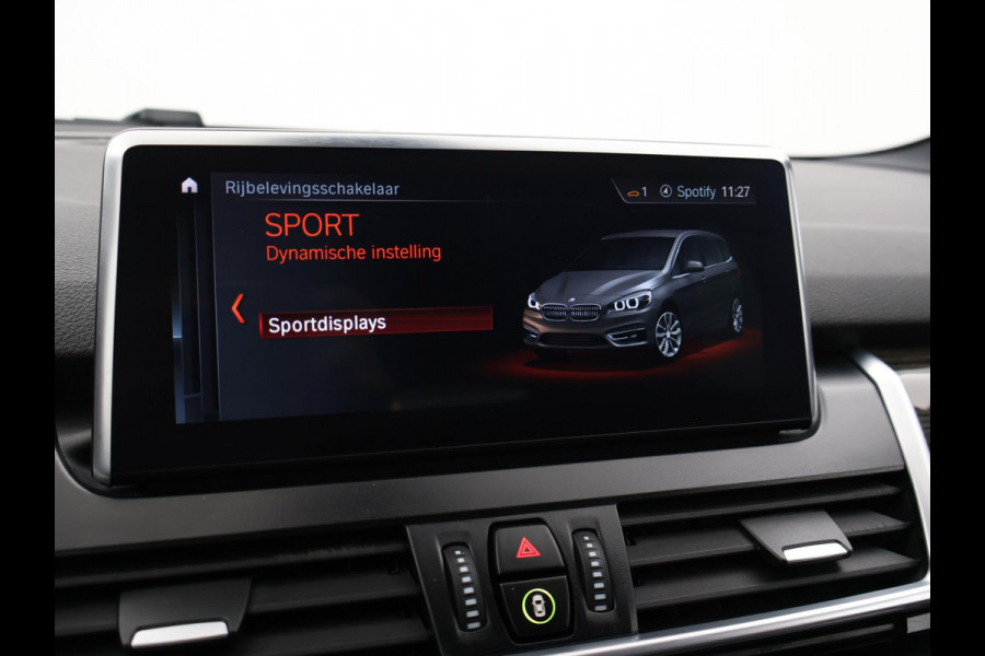 BMW 2 Serie Gran Tourer 218i 7-PERS HIGH EXECUTIVE AUT. + HEAD-UP | LEDER | AFN. TREKHAAK | CAMERA | STOELVERW.