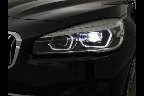 BMW 2 Serie Gran Tourer 218i 7-PERS HIGH EXECUTIVE AUT. + HEAD-UP | LEDER | AFN. TREKHAAK | CAMERA | STOELVERW.