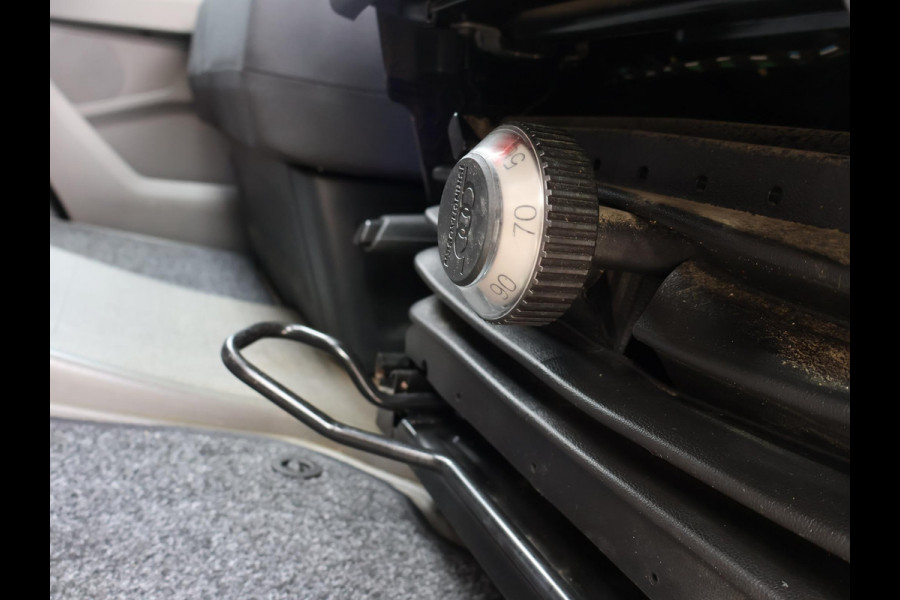 MAN TGE 50 5.180 2.0 180 PK AUT. DUBBEL LUCHT + 3500 KG TH + 230V | WERKPLAATSINRICHTING | CAMERA | NAVIGATIE