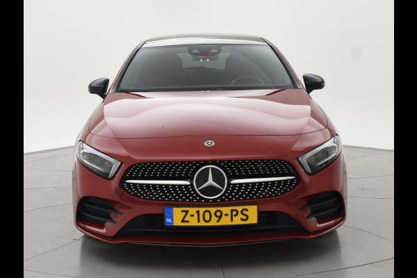 Mercedes-Benz A-Klasse 180 AUT. AMG SPORT + PANORAMA | SFEERVERLICHTING | CAMERA | ADAPTIVE CRUISE | CARPLAY
