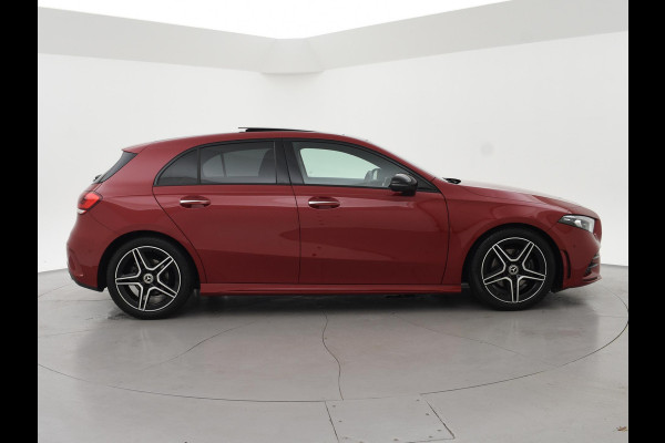 Mercedes-Benz A-Klasse 180 AUT. AMG SPORT + PANORAMA | SFEERVERLICHTING | CAMERA | ADAPTIVE CRUISE | CARPLAY