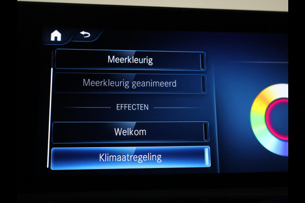 Mercedes-Benz A-Klasse 180 AUT. AMG SPORT + PANORAMA | SFEERVERLICHTING | CAMERA | ADAPTIVE CRUISE | CARPLAY