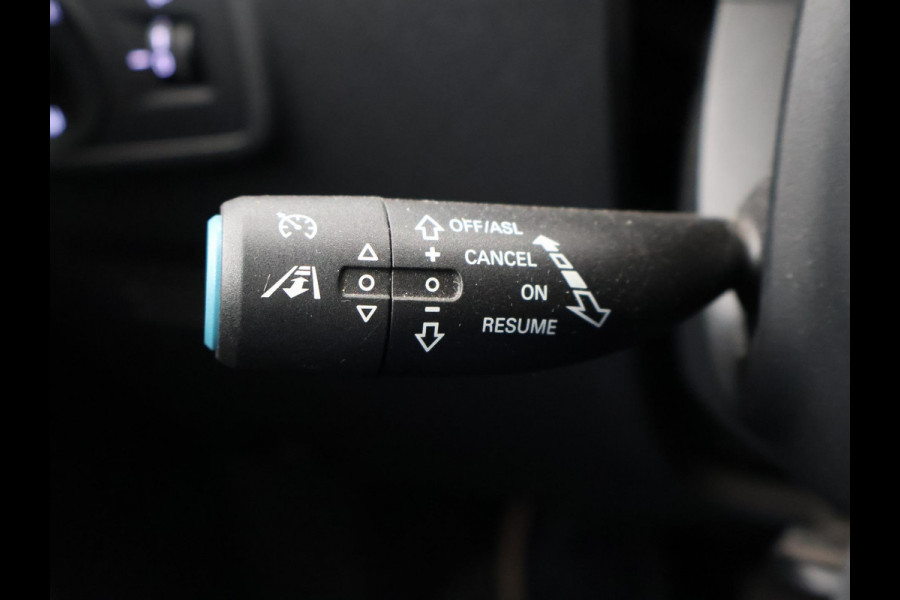 MG Mg Zs EV LUXURY 45 kWh + PANORAMA | LEDER | CAMERA | ADAPTIVE CRUISE | STOELVERWARMING