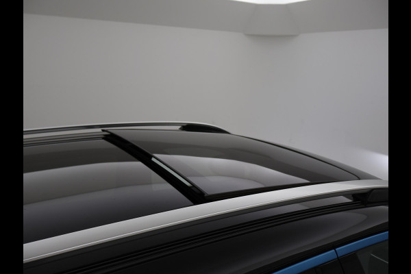 Lynk & Co 01 1.5 + INFINITY | SCHUIFDAK | 20 INCH | SFEERVERLICHTING | ADAPTIVE CRUISE | 360 CAMERA