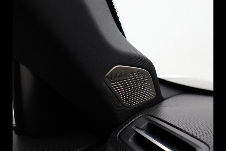 Lynk & Co 01 1.5 + INFINITY | SCHUIFDAK | 20 INCH | SFEERVERLICHTING | ADAPTIVE CRUISE | 360 CAMERA