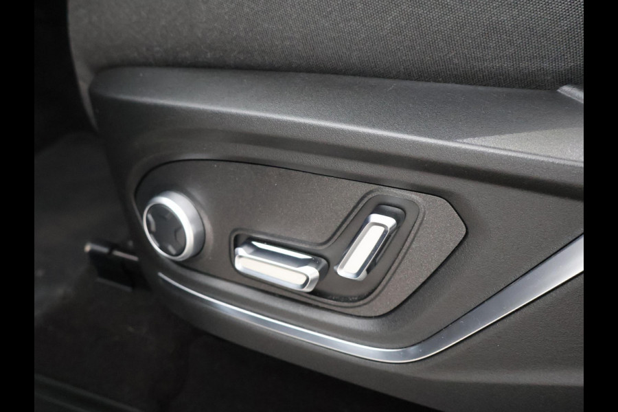 Lynk & Co 01 1.5 + INFINITY | SCHUIFDAK | 20 INCH | SFEERVERLICHTING | ADAPTIVE CRUISE | 360 CAMERA