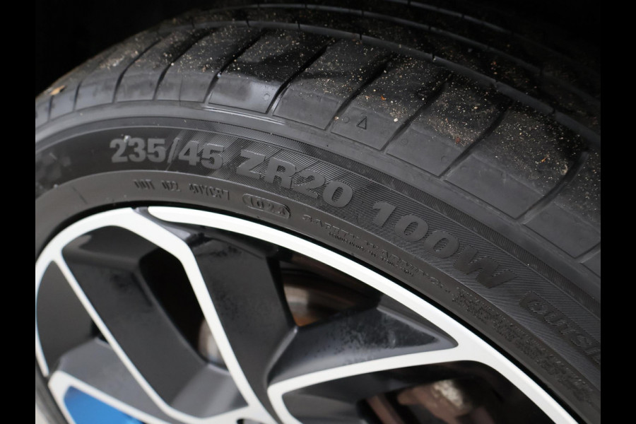 Lynk & Co 01 1.5 + INFINITY | SCHUIFDAK | 20 INCH | SFEERVERLICHTING | ADAPTIVE CRUISE | 360 CAMERA