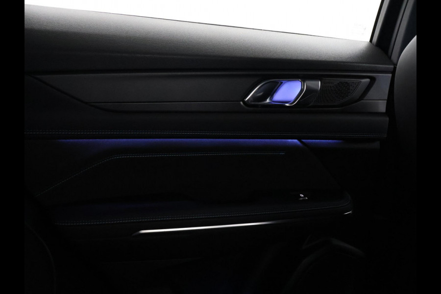 Lynk & Co 01 1.5 + INFINITY | SCHUIFDAK | 20 INCH | SFEERVERLICHTING | ADAPTIVE CRUISE | 360 CAMERA