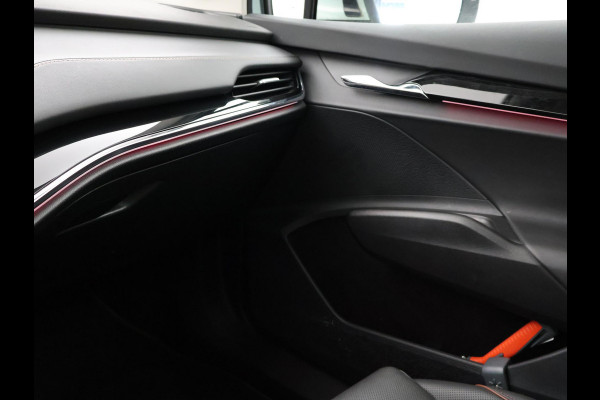 Škoda ENYAQ iV 80 + LEDER | PANORAMA | 360 CAMERA | APPLE CARPLAY | STOELVERWARMING | ADAPTIVE CRUISE