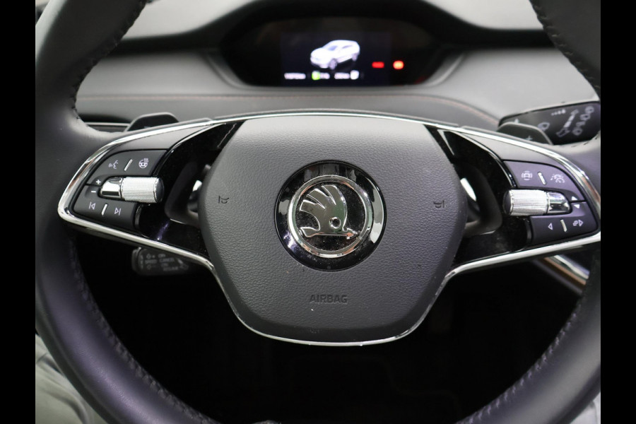 Škoda ENYAQ iV 80 + LEDER | PANORAMA | 360 CAMERA | APPLE CARPLAY | STOELVERWARMING | ADAPTIVE CRUISE