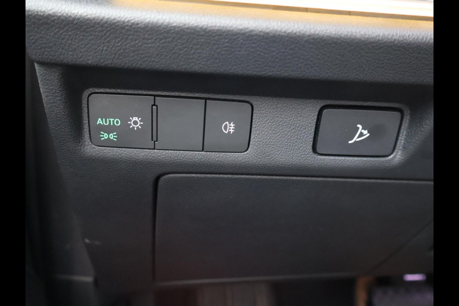 Škoda ENYAQ iV 80 + LEDER | PANORAMA | 360 CAMERA | APPLE CARPLAY | STOELVERWARMING | ADAPTIVE CRUISE