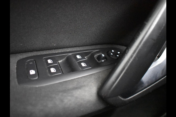 Peugeot 308 SW 1.2 PureTech Blue Lease + Trekhaak