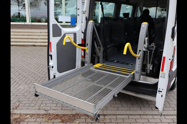 Volkswagen Crafter 2.0 TDI ROLSTOEL AUTO 9-PERS. + 4 ROLSTOELEN *EXCL. BTW* - EURO 6 - LIFT