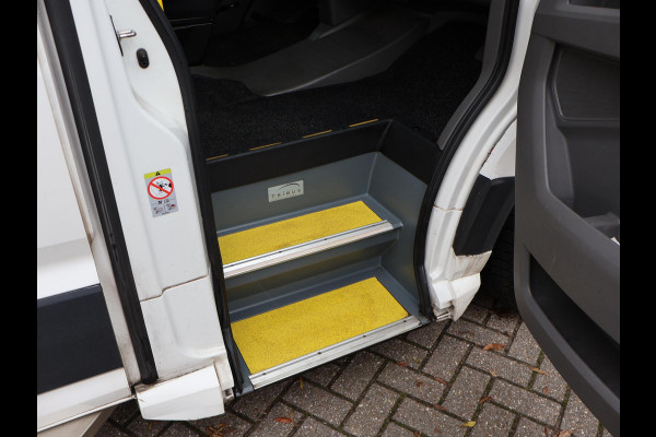 Volkswagen Crafter 2.0 TDI ROLSTOEL AUTO 9-PERS. + 4 ROLSTOELEN *EXCL. BTW* - EURO 6 - LIFT