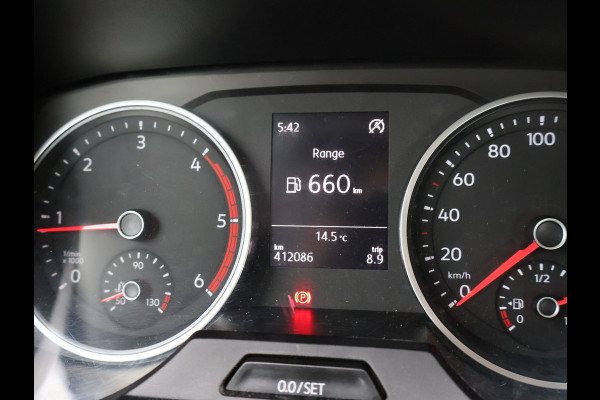 Volkswagen Crafter 2.0 TDI ROLSTOEL AUTO 9-PERS. + 4 ROLSTOELEN *EXCL. BTW* - EURO 6 - LIFT