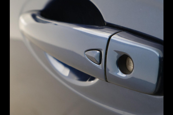 Renault Kadjar 1.2 TCe 130 PK AUT. BOSE + LEDER | CAMERA | LED | NAVIGATIE | ELEKTR. STOELSVERSTELLING