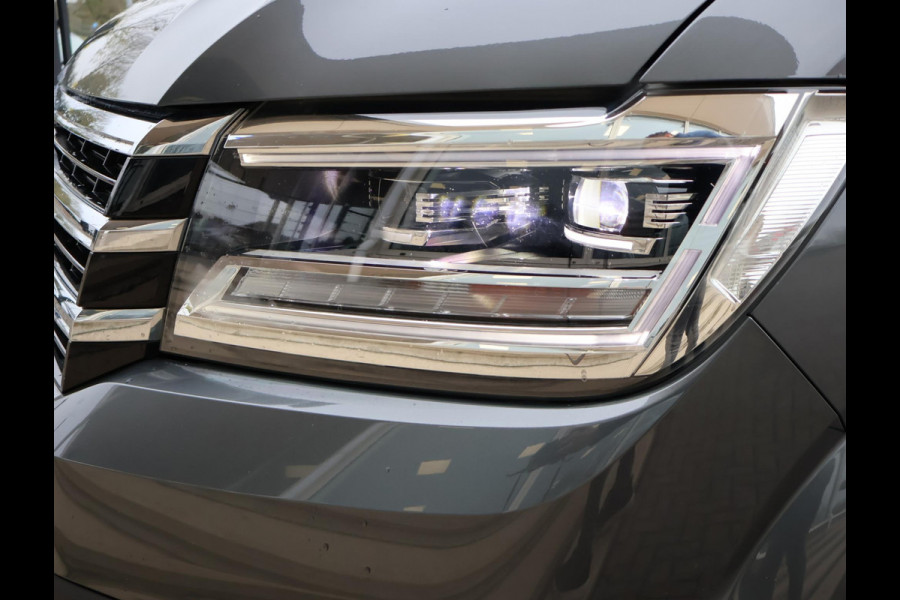 Volkswagen Crafter 35 2.0 TDI 140 PK DSG L3H3 + 3000 KG TREKHAAK + ADAPTIVE CRUISE / STUUR+ STOELVERW. / MASSAGE / LED / CAMERA