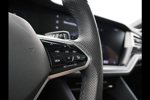 Volkswagen Touareg R 3.0 TSi V6 eHybrid 4MOTION R 462 PK *CHILI RED* + PANORAMA | STOELVENTILATIE | LUCHTVERING | DYNAUDIO | HEAD-UP DISPLAY