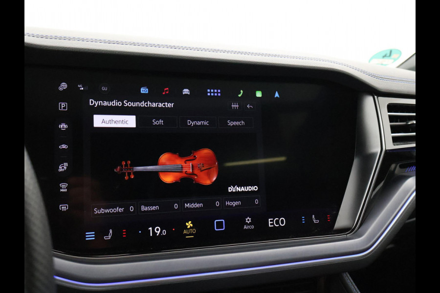 Volkswagen Touareg R 3.0 TSi V6 eHybrid 4MOTION R 462 PK *CHILI RED* + PANORAMA | STOELVENTILATIE | LUCHTVERING | DYNAUDIO | HEAD-UP DISPLAY