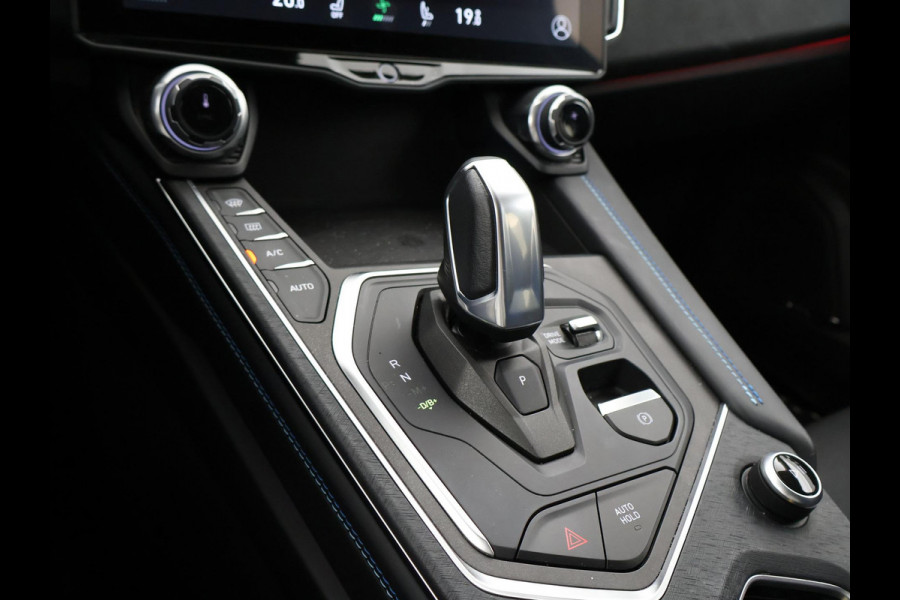 Lynk & Co 01 1.5 HYBRID 261 PK AUT. + PANORAMA | 360 CAMERA | SFEERVERLICHTING | ADAPTIVE CRUISE | FULL LED