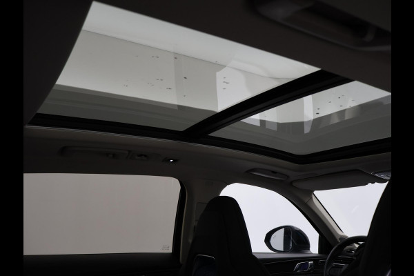 Lynk & Co 01 1.5 HYBRID 261 PK AUT. + PANORAMA | 360 CAMERA | SFEERVERLICHTING | ADAPTIVE CRUISE | FULL LED