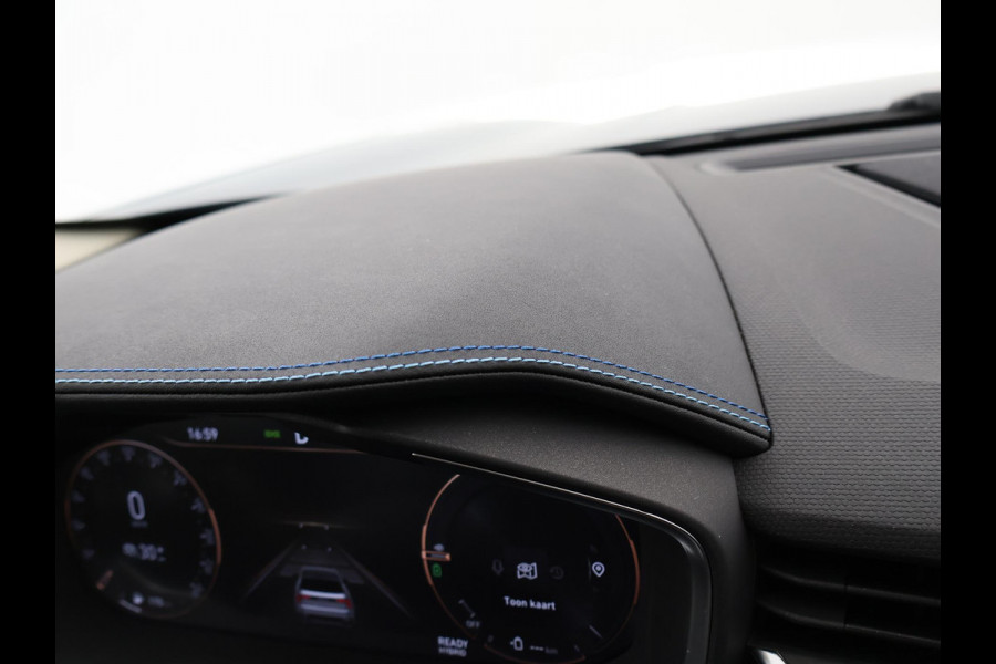 Lynk & Co 01 1.5 HYBRID 261 PK AUT. + PANORAMA | 360 CAMERA | SFEERVERLICHTING | ADAPTIVE CRUISE | FULL LED