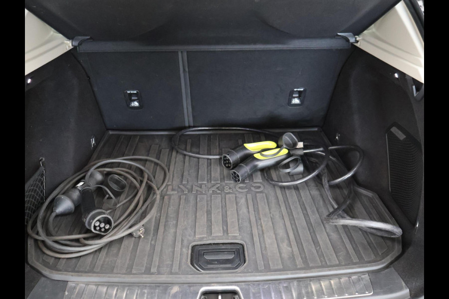 Lynk & Co 01 1.5 HYBRID 261 PK AUT. + PANORAMA | 360 CAMERA | SFEERVERLICHTING | ADAPTIVE CRUISE | FULL LED