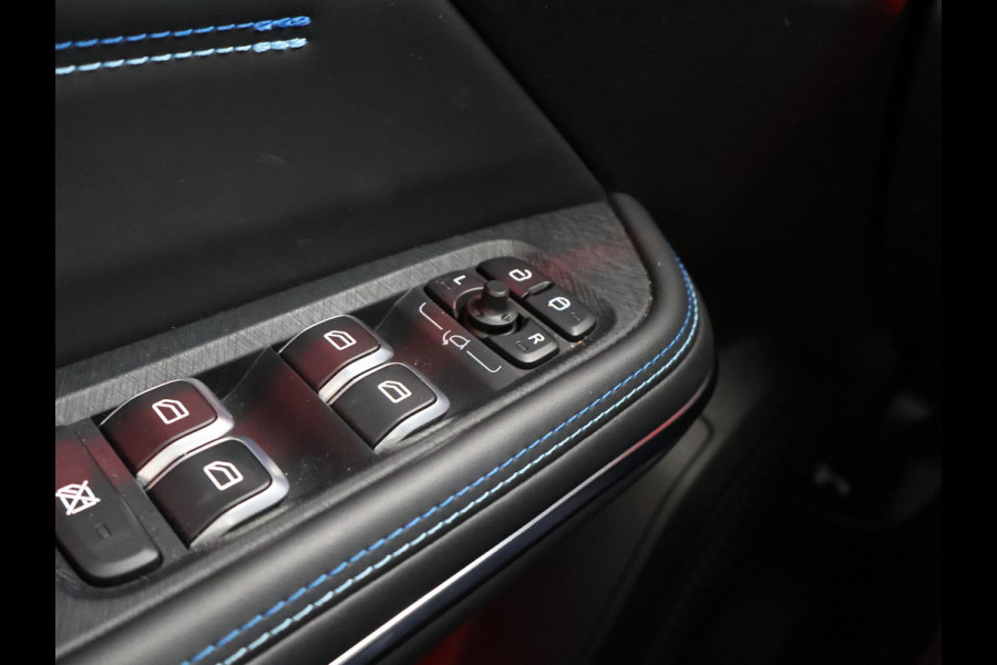 Lynk & Co 01 1.5 HYBRID 261 PK AUT. + PANORAMA | 360 CAMERA | SFEERVERLICHTING | ADAPTIVE CRUISE | FULL LED