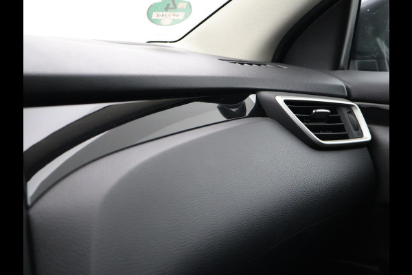 Nissan QASHQAI 1.2 + CAMERA | NAVIGATIE | STOELVERWARMING | DAB | PDC | 17 INCH | CLIMATE | CRUISE CONTROL