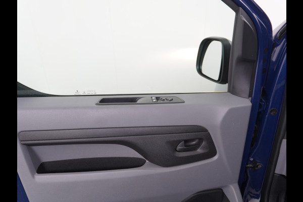 Citroën Jumpy 2.0HDI 123PK AUT-8 H1L3 120 XL 3-P Airco Cruise Control 3 persoons Schuifdeur Betonplex Lat om Lat betimmering Achterdeuren Bluetooth Euro 6