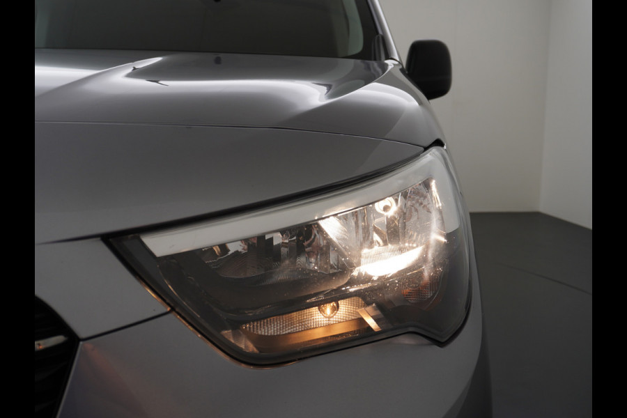 Opel Combo 1.5D 102PK L1H1 Pdc Airco ECC Cruise Control Lichtsensor Schuifdeur Betonplex vloer Lat om Lat Betimmering Tussenwand Euro 6