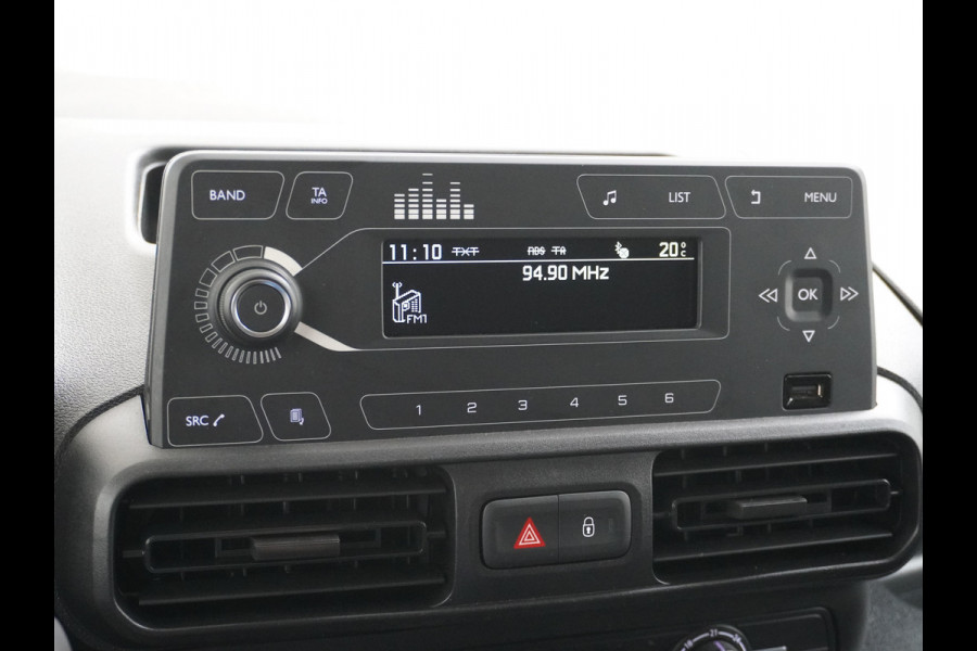 Opel Combo 1.5D 102PK L1H1 Pdc Airco ECC Cruise Control Lichtsensor Schuifdeur Betonplex vloer Lat om Lat Betimmering Tussenwand Euro 6