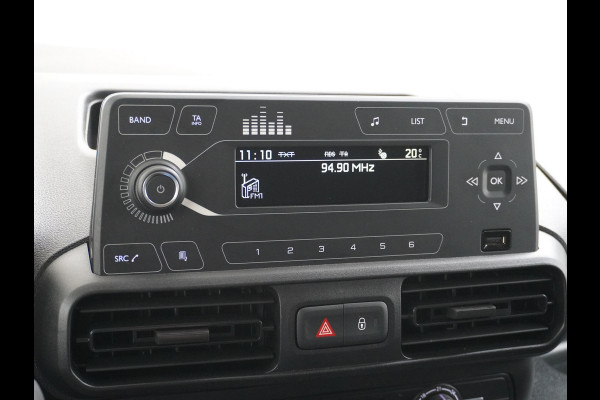 Opel Combo 1.5D 102PK L1H1 Pdc Airco ECC Cruise Control Lichtsensor Schuifdeur Betonplex vloer Lat om Lat Betimmering Tussenwand Euro 6