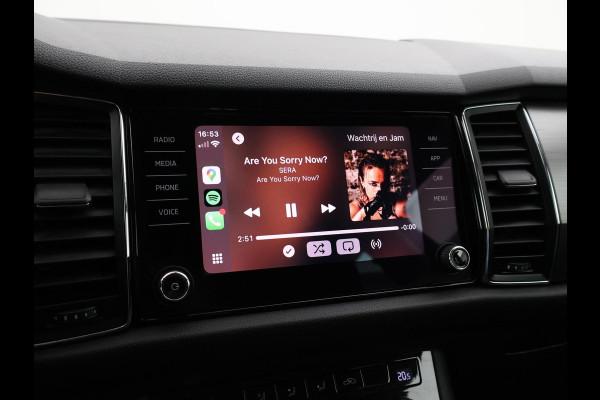 Škoda Kodiaq 1.5 TSI 150 PK DSG AUT. *RACE BLUE METALLIC* + WEGKLAPBARE TREKHAAK 1800 KG