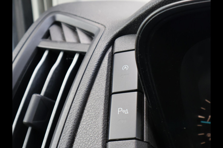 Ford Transit Kombi 350 2.0 TDCI 130 PK L2H2 9-PERSOONS *EXCL. BTW* TREND + AIRCO | CRUISE CONTROL | BLUETOOTH