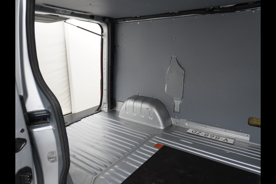 Opel Vivaro D 126PK Navi Camera Trekhaak Airco Pdc Cruise Control Edition EcoFlex 1.6CDTI L1H1 Schuifdeur Wandbetimmering Bluetooth Led Super Nette Bus 1e Eigenaar Euro 6 Origineel Nederlandse bus 2.000KG Trekgewicht