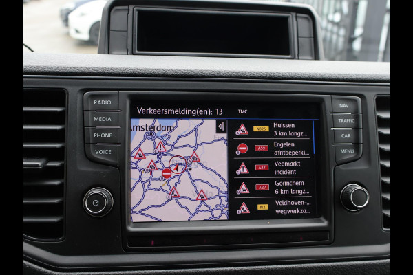 MAN TGE 50 2.0 177 PK AUT. DUBBEL LUCHT + 3500 KG TREKHAAK + CAMERA | APPLE CARPLAY | WP INRICHTING