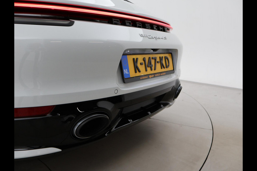 Porsche 911 TARGA 4S 3.0 992 ORIG. NL *17.979 KM* + SPORTUITLAAT / SFEERVERLICHTING / 360 CAMERA
