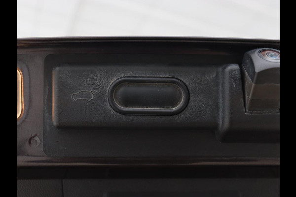 Aiways U5 63 kWh Premium | 3-Fase | Panoramadak | Leder | Stoelverwarming | Adaptive cruise | Carplay | 360 camera | Full LED | Keyless