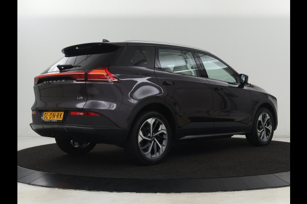 Aiways U5 63 kWh Premium | 3-Fase | Panoramadak | Leder | Stoelverwarming | Adaptive cruise | Carplay | 360 camera | Full LED | Keyless