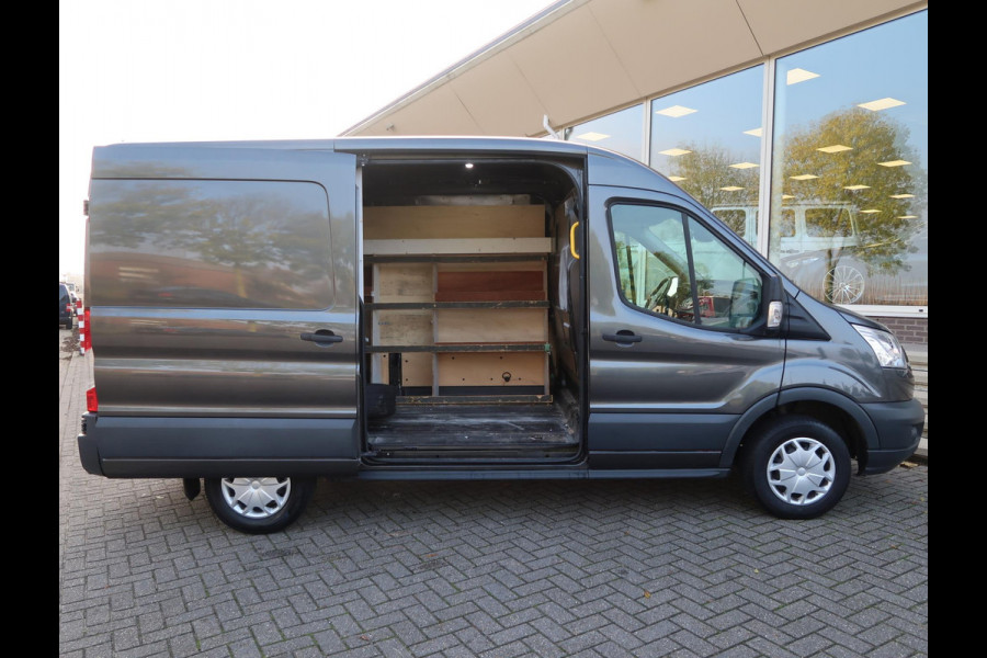 Ford Transit 310 2.0 125 PK TDCI *EURO 6* L2H2 + CAMERA / TREKHAAK 2600 KG / NAVI / DAB