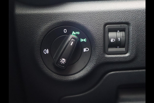 Škoda Fabia 1.0 TSI 95 PK + ADAPTIVE CRUISE | TREKHAAK | PANORAMA