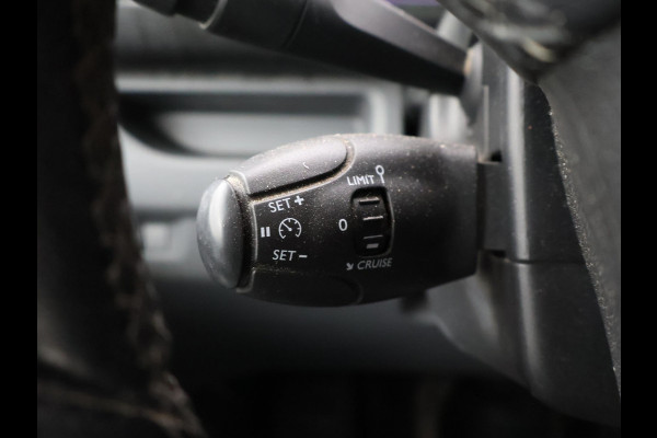 Toyota ProAce Worker 2.0 D-4D PROFESSIONAL LONG + 2 SCHUIFDEUREN | LEDER | NAVIGATIE | TREKHAAK 2500 KG