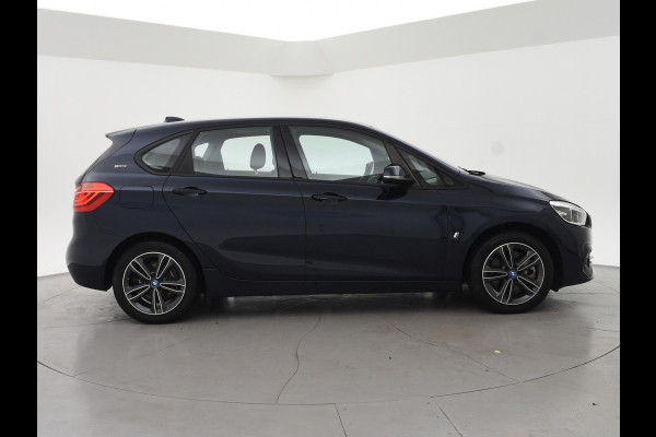 BMW 2 Serie Active Tourer 225xe 224 PK XDRIVE PLUG-IN HYBRID + STOELVERWARMING / AFN. TREKHAAK / NAVIGATIE