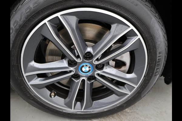 BMW 2 Serie Active Tourer 225xe 224 PK XDRIVE PLUG-IN HYBRID + STOELVERWARMING / AFN. TREKHAAK / NAVIGATIE