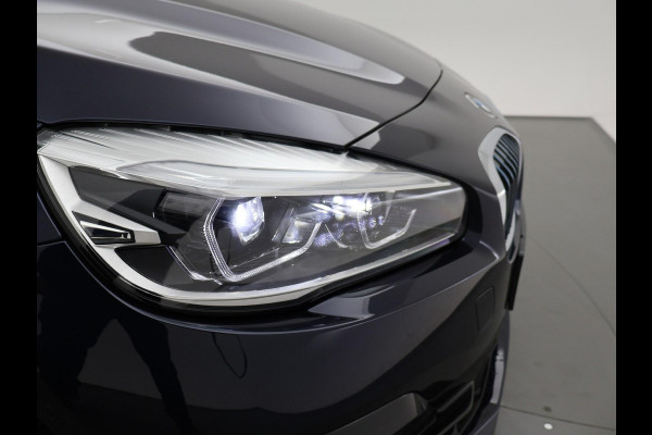BMW 2 Serie Active Tourer 225xe 224 PK XDRIVE PLUG-IN HYBRID + STOELVERWARMING / AFN. TREKHAAK / NAVIGATIE