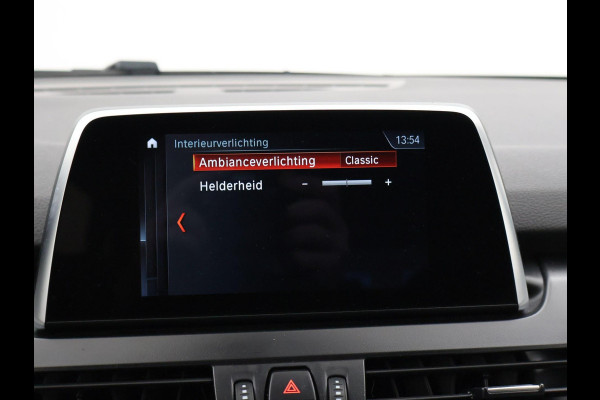 BMW 2 Serie Active Tourer 225xe 224 PK XDRIVE PLUG-IN HYBRID + STOELVERWARMING / AFN. TREKHAAK / NAVIGATIE