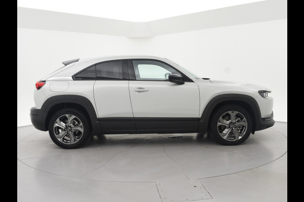 Mazda MX-30 e-SkyActiv 145 PK FIRST EDITION 36 kWh + HEAD-UP | CAMERA | APPLE CARPLAY | MEMORY | ADAPTIVE CRUISE