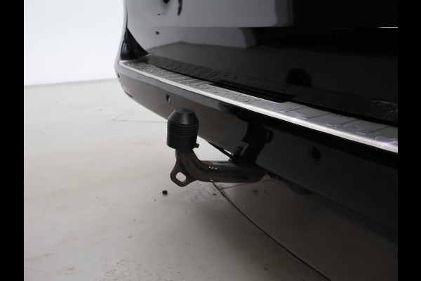 Mercedes-Benz V-Klasse 250D DUBBEL CABINE AVANTGARDE + SCHUIFDAK / BURMESTER / ELEKTR. SCHUIFDEUREN