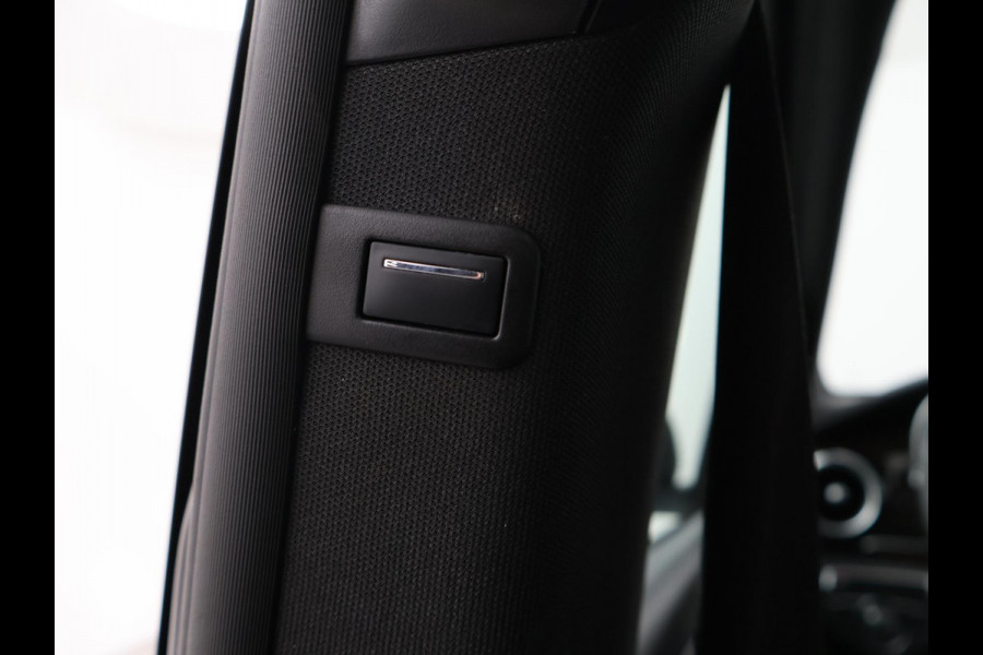 Mercedes-Benz V-Klasse 250D DUBBEL CABINE AVANTGARDE + SCHUIFDAK / BURMESTER / ELEKTR. SCHUIFDEUREN